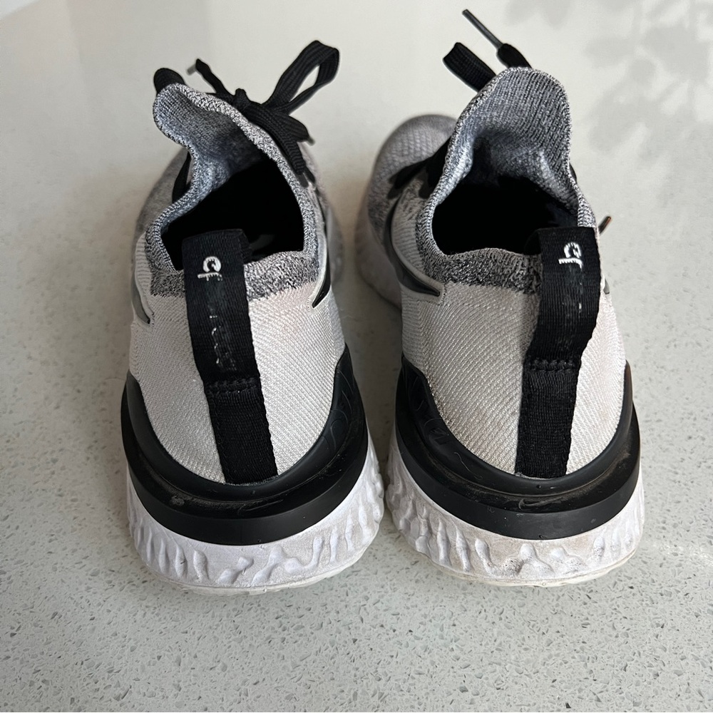 Nike Epic React Flyknit 2 - image 4